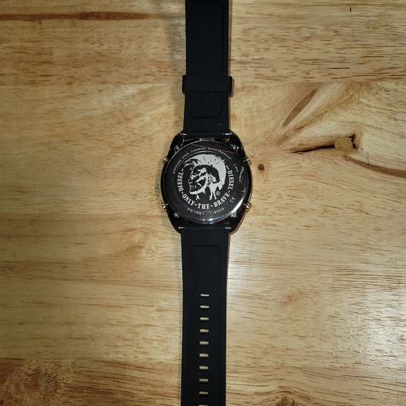 Diesel Men's Crusher DZ/1901 Black Rubber Digital - Picture 4 of 8